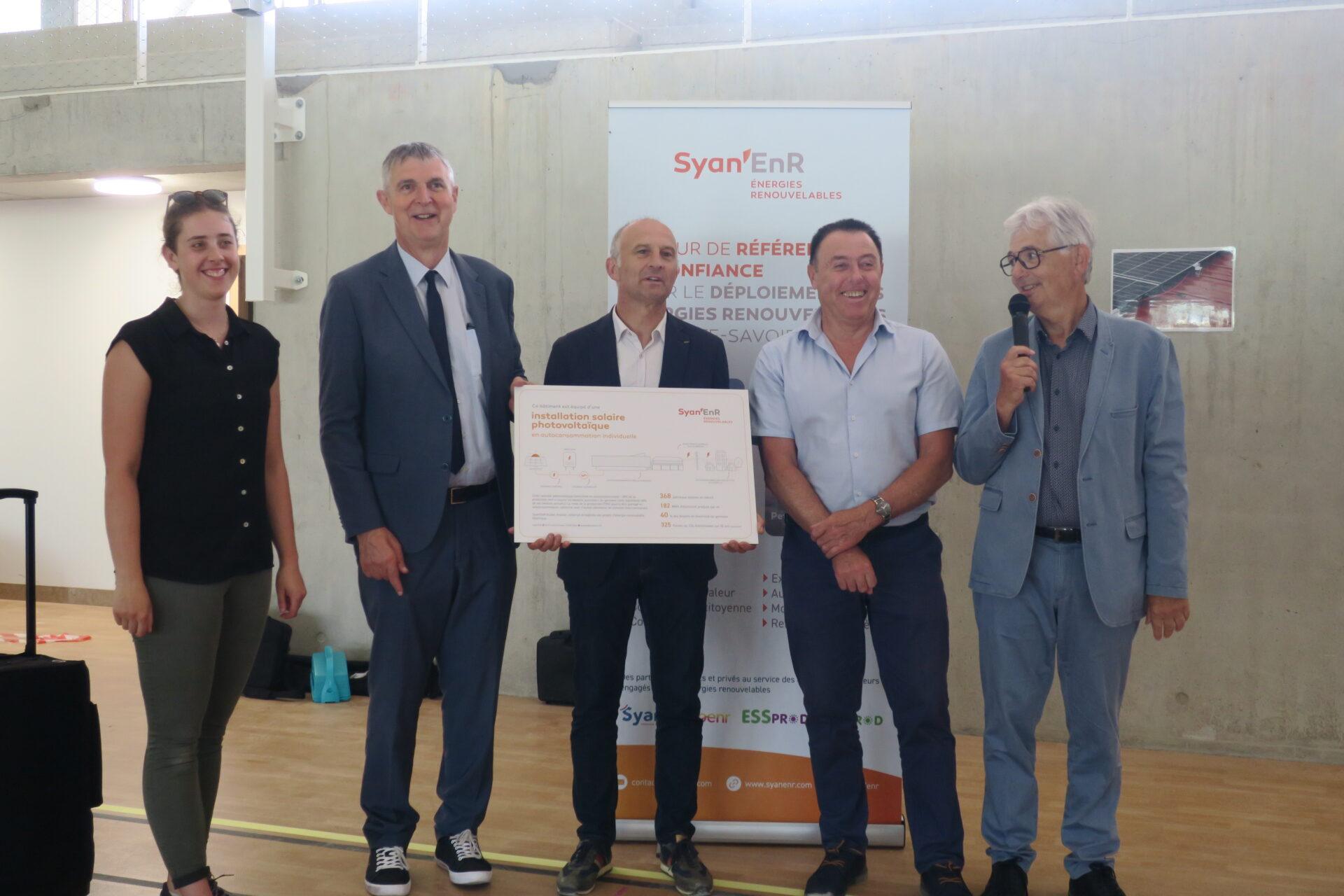 Inauguration de la centrale PV installée sur la toiture de l'extension du gymnase de Saint-Jorioz